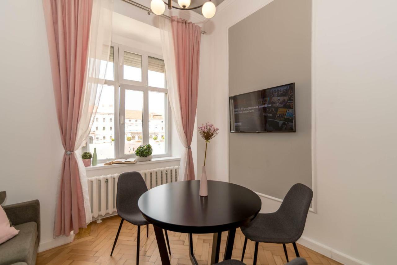 Central Premium Suites Temeşvar Dış mekan fotoğraf