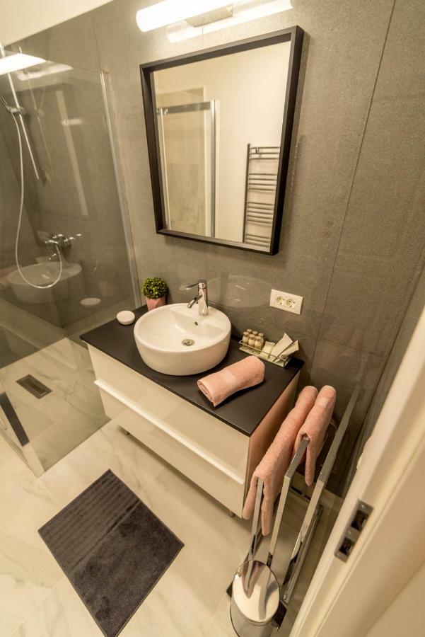 Central Premium Suites Temeşvar Dış mekan fotoğraf